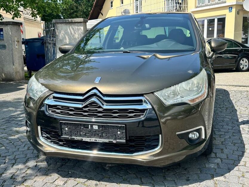 DS4