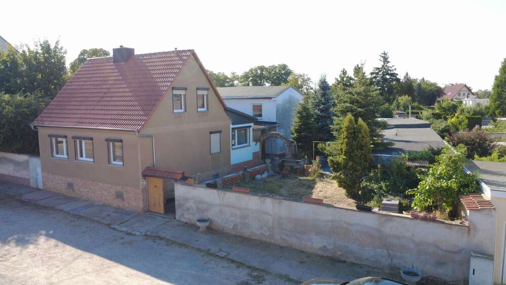 Einfamilienhaus Bernburg (Saale) - 9 Zimmer, 194 m&sup2;, 229.000&euro; | Angebot:27076379