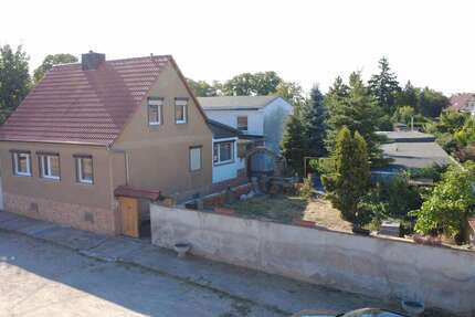 Haus Bernburg (Saale) - 9 Zimmer, 194 m&sup2;, 229.000&euro; | Angebot:27076379
