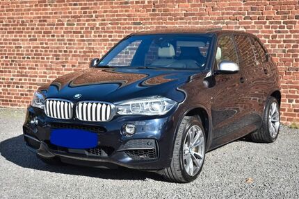 BMW X5 M50