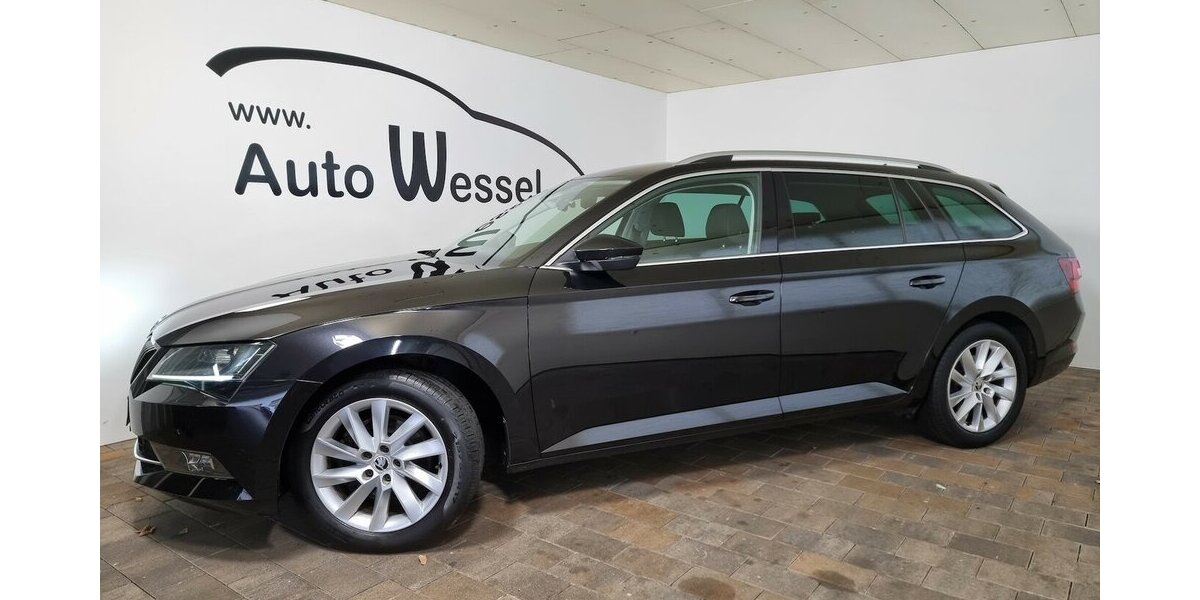 Skoda Superb Style Bi-Xenon AHK ACC SHZ Navi Tempomat 123.550 km 17.900 &euro; Garrel 49681