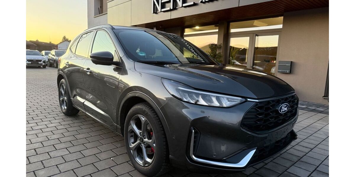 Ford Kuga 14.000 km 29.900 &euro; Rohrdorf-Thansau 83101