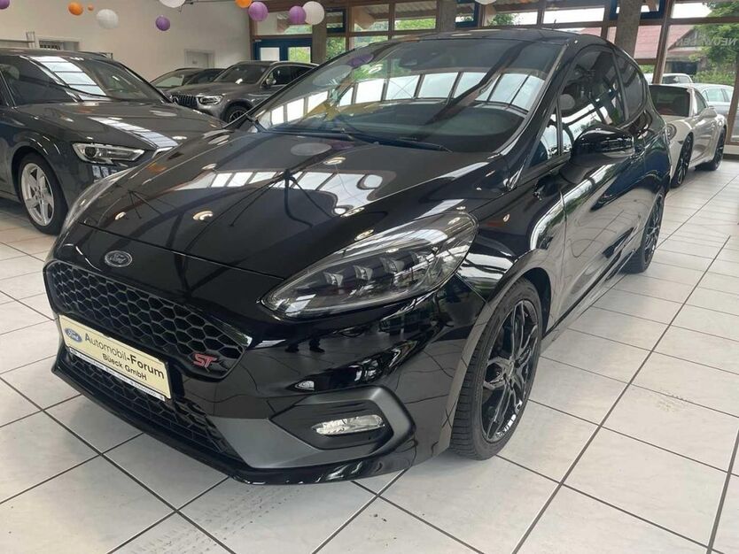 Ford Fiesta 54.000 km 17.500 € Frankenhardt-Honhardt 74586