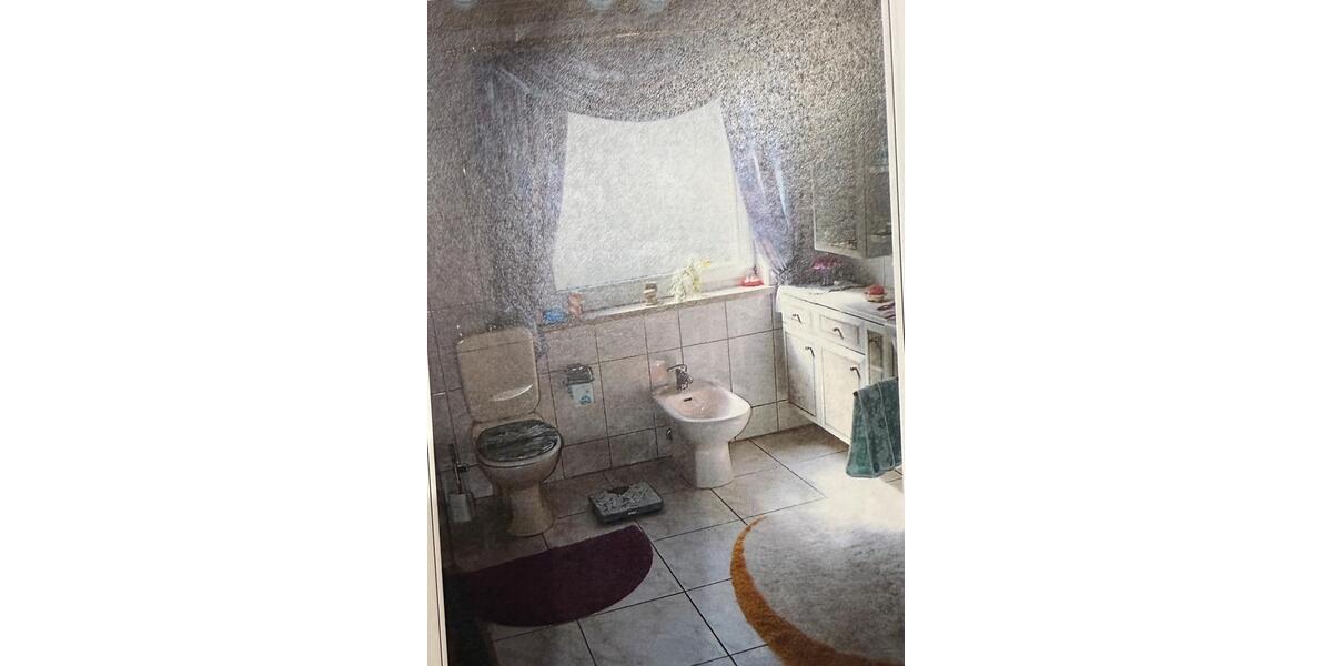 Etagenwohnung Grabfeld - 10 Zimmer, 138 m&sup2;, 800&euro; | Angebot:23760395