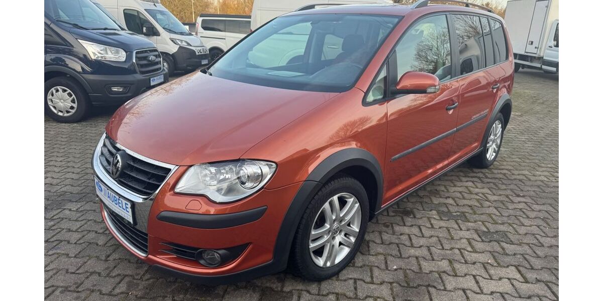 VW Touran 221.500 km 4.790 € Pfaffenhofen 89284
