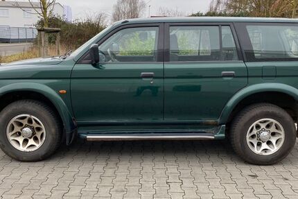Mitsubishi Pajero 175.000 km 2.950 &euro; Osthofen 67574