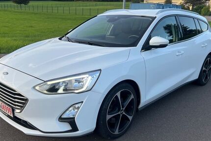 Ford Focus 233.000 km 5.999 &euro; Hohenstein ot Mackenrode 99755