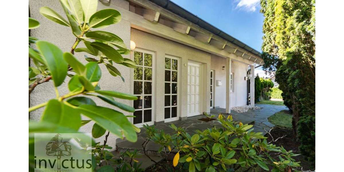 Haus zum Kaufen in Wüstenrot Neuhütten 794.900 € 243 m² 7 zimmer