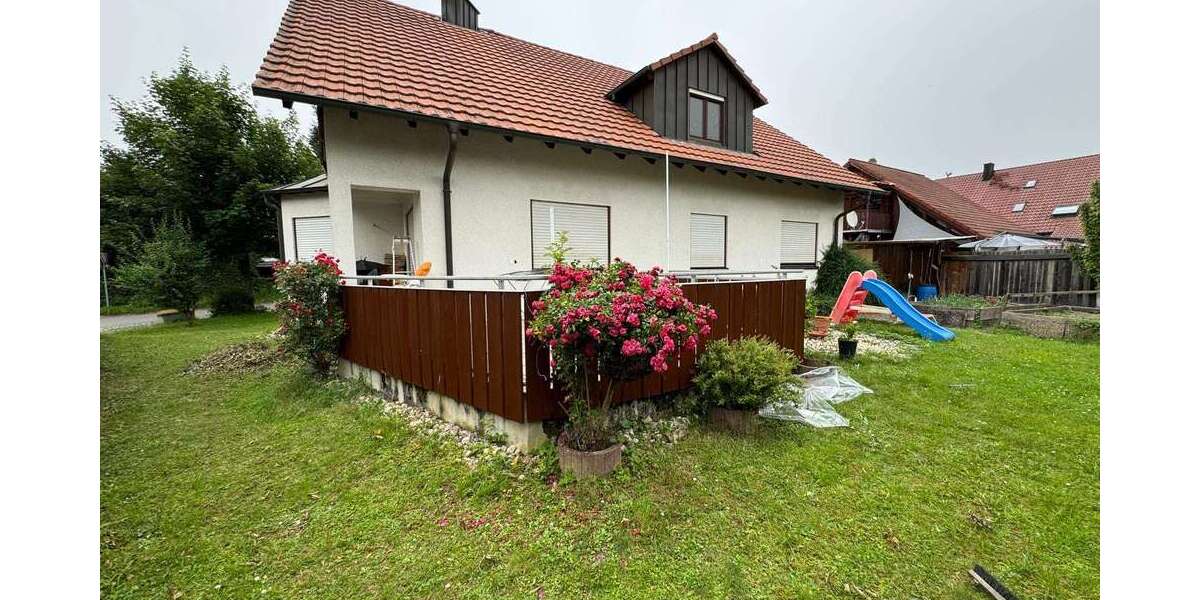 Haus zum Kaufen in Steißlingen 699.000 € 168.83 m² 8.5 zimmer
