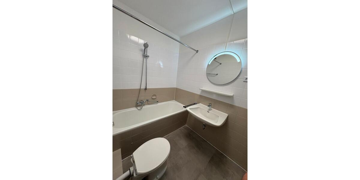 Etagenwohnung Saarbrücken Dudweiler - 2 Zimmer, 65 m&sup2;, 630&euro; | Angebot:26412255