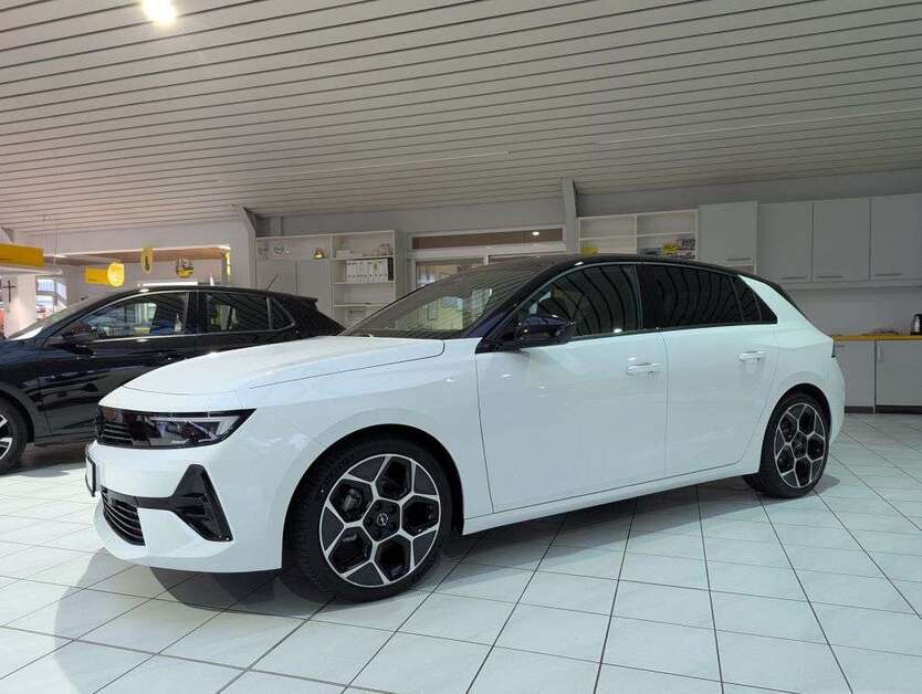 Opel Astra 9.800 km 28.950 € Eschenbach 92676