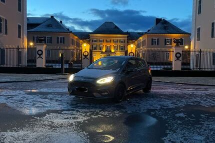 Ford Fiesta 61.100 km 16.000 &euro; Oestrich-Winkel 65375