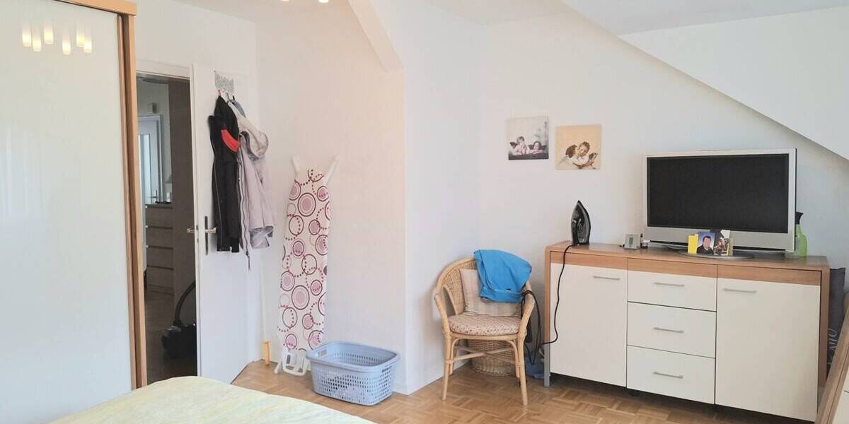 Recklinghausen-Paulusviertel! Helle, gemütliche Dachgeschosswohnung in zentrumsnaher Lage! - Etagenwohnung Recklinghausen Stadtmitte | Angebot:26393449