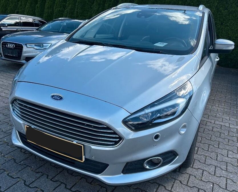 S-Max