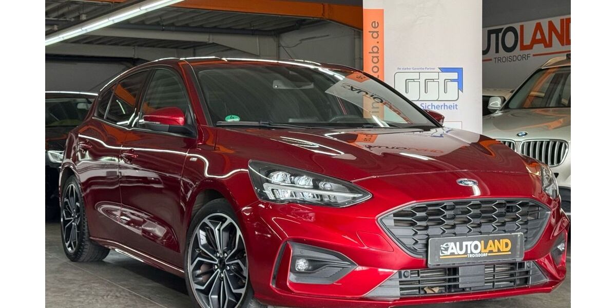 Ford Focus 61.000 km 13.999 &euro; Troisdorf 53842