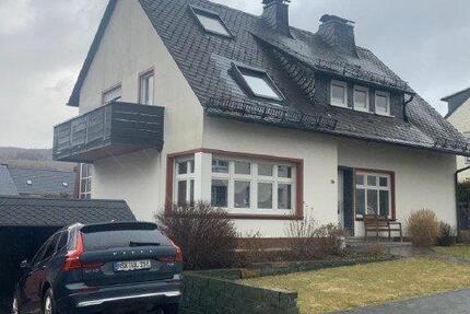 Haus Bestwig - 5 Zimmer, 156 m&sup2;, 350.000&euro; | Angebot:27260834