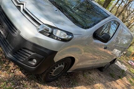 Citroen Jumpy 241.021 km 5.800 &euro; Selters 65618