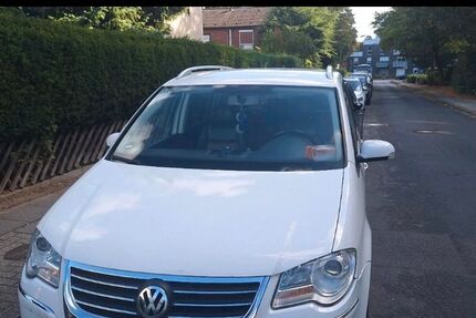 VW Touran 210.000 km 4.700 &euro; Hamburg 22045