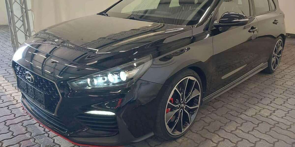 Hyundai i30 58.900 km 22.986 &euro; Hamm 59067