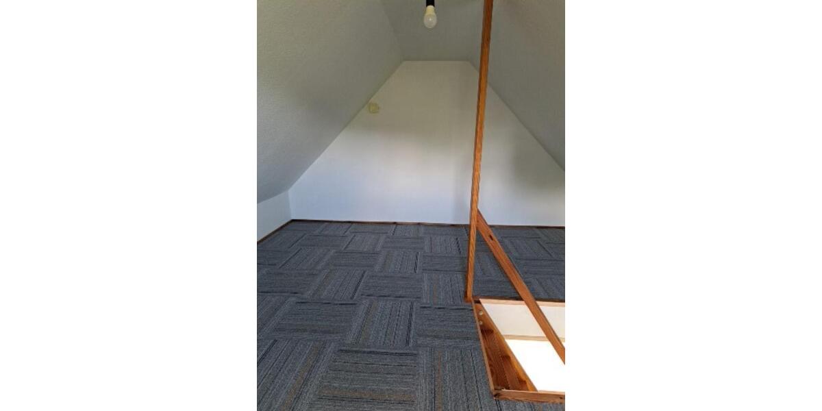 Dachgeschoßwohnung Hamweddel - 1 Zimmer, 45 m&sup2;, 500&euro; | Angebot:25353776