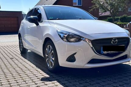 Mazda 2 93.000 km 8.300 &euro; Petershagen 32469