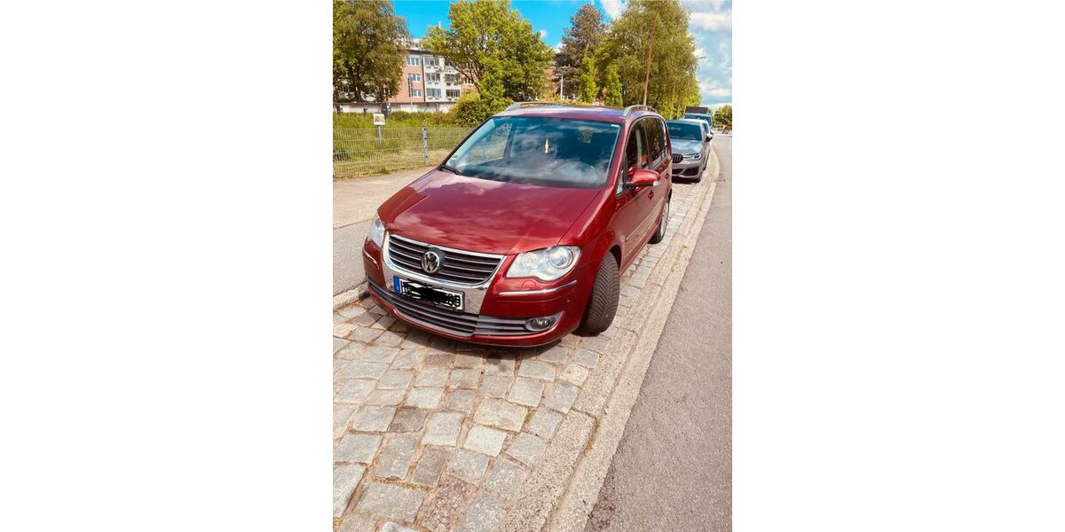 VW Touran 210.000 km 4.700 &euro; Lübeck 23558