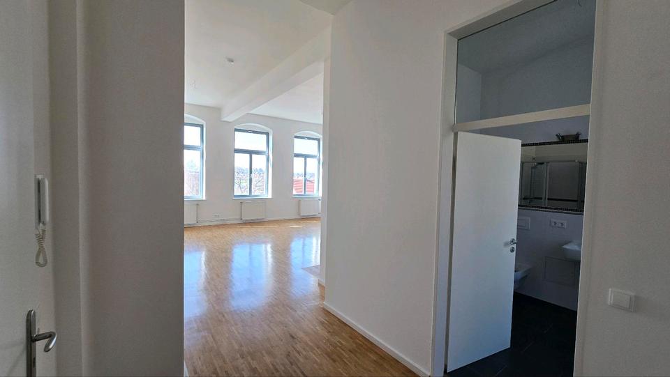 Etagenwohnung Bannewitz - 4 Zimmer, 112 m&sup2;, 1.450&euro; | Angebot:26030270