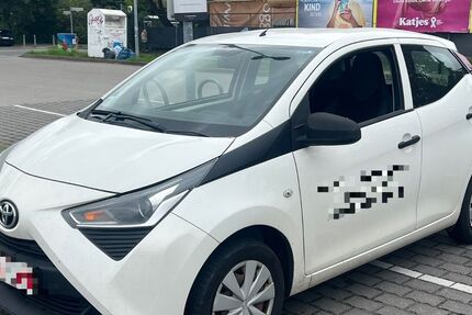 Toyota Aygo (X) 125.000 km 5.499 &euro; BERLIN 13409