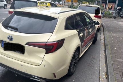 Toyota Corolla 140.000 km 18.900 &euro; Koblenz 56068