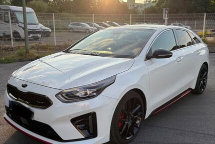 Kia pro ceed / ProCeed 86.000 km 18.499 &euro; Duisburg 47167