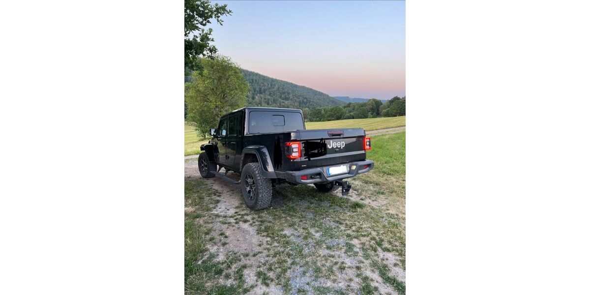 Jeep Gladiator 73.500 km 43.500 &euro; Stadtprozelten 97909