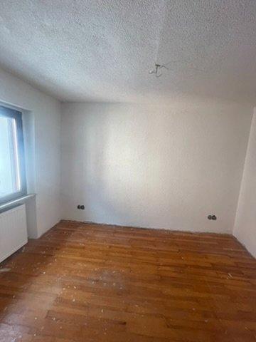 Einfamilienhaus Lambrecht (Pfalz) - 6 Zimmer, 141 m&sup2;, 1.400&euro; | Angebot:26202034