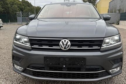 VW Tiguan 135.000 km 20.900 € Dinslaken 46539