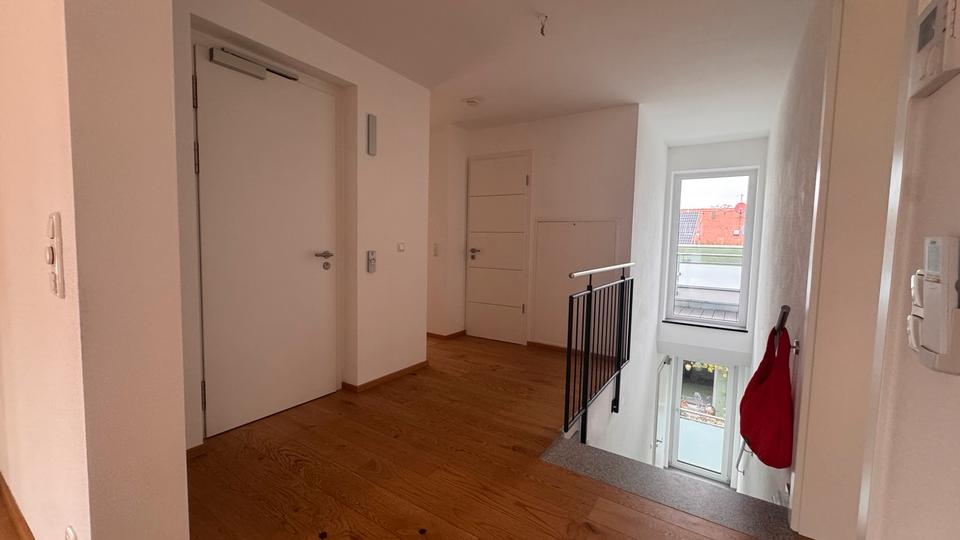 360°- Traum über München – Penthouse mit Panorama-Terrasse! 3 zimmer