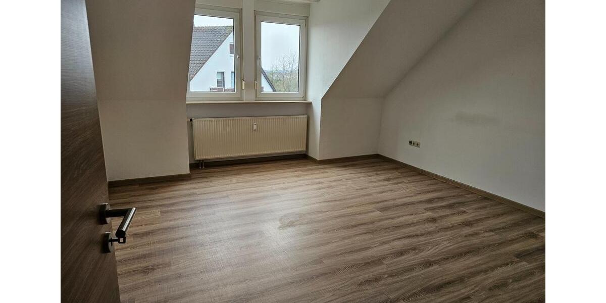 3-Zimmer-Wohnung mieten Sennfeld 63qm | Stellplatz | Küche inkl. 3 zimmer