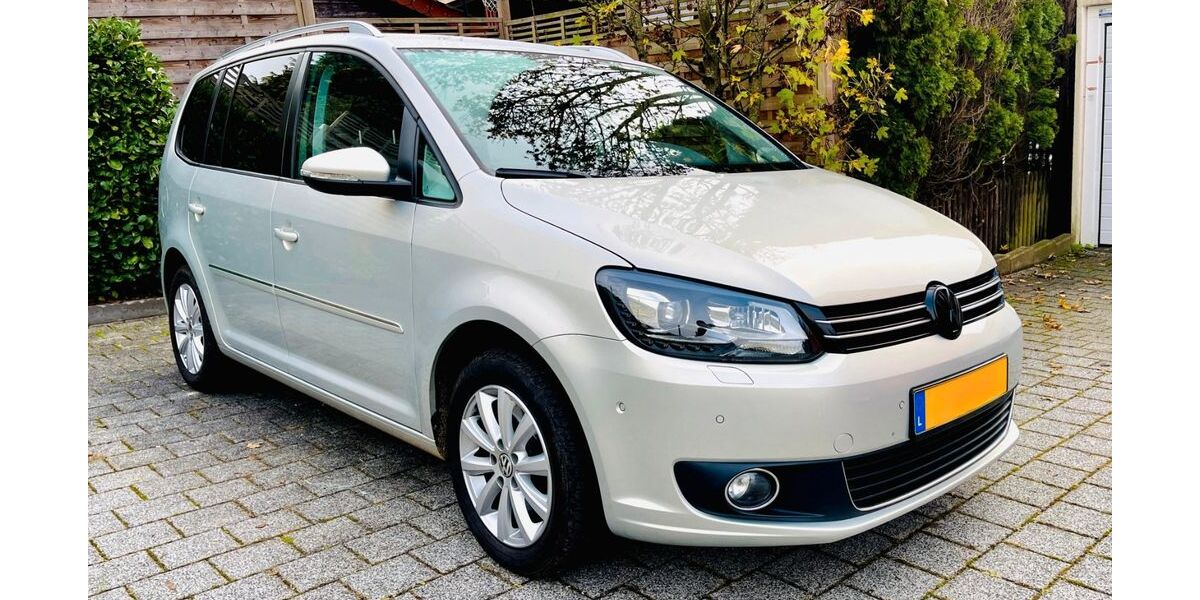 VW Touran 155.000 km 11.500 &euro; Prümzurlay 54668