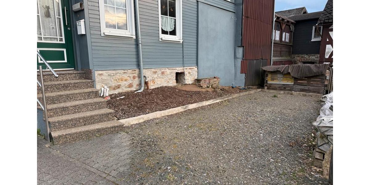 Einfamilienhaus Haiger - 4 Zimmer, 100 m&sup2;, 950&euro; | Angebot:26063641