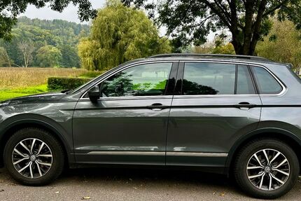 VW Tiguan 89.500 km 21.299 € Waldshut-Tiengen 79761