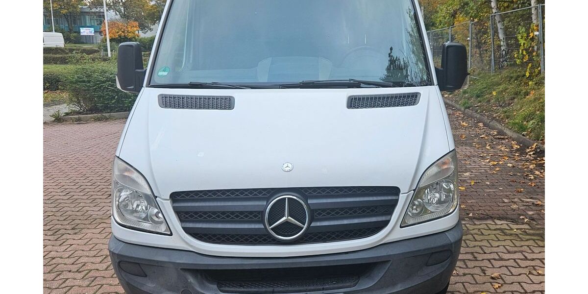 Mercedes-Benz Sprinter 323.124 km 4.700 € Chemnitz 09120