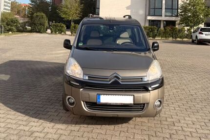 Citroen Berlingo 179.000 km 5.999 &euro; Köln 50825