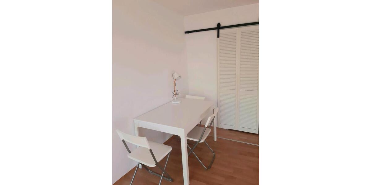 Etagenwohnung Regensburg Brandlberg - 1 Zimmer, 30 m&sup2;, 450&euro; | Angebot:26680223