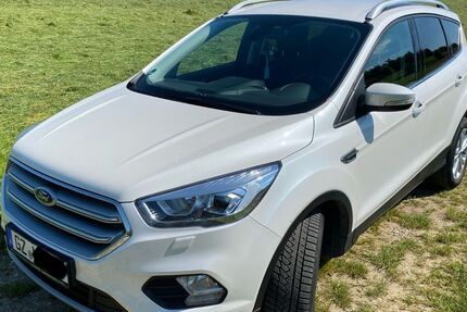 Ford Kuga 125.000 km 11.400 &euro; Krumbach 86381
