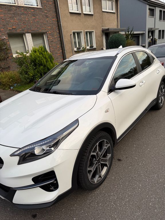 Kia XCeed 79.500 km 13.600 € Duisburg 47167
