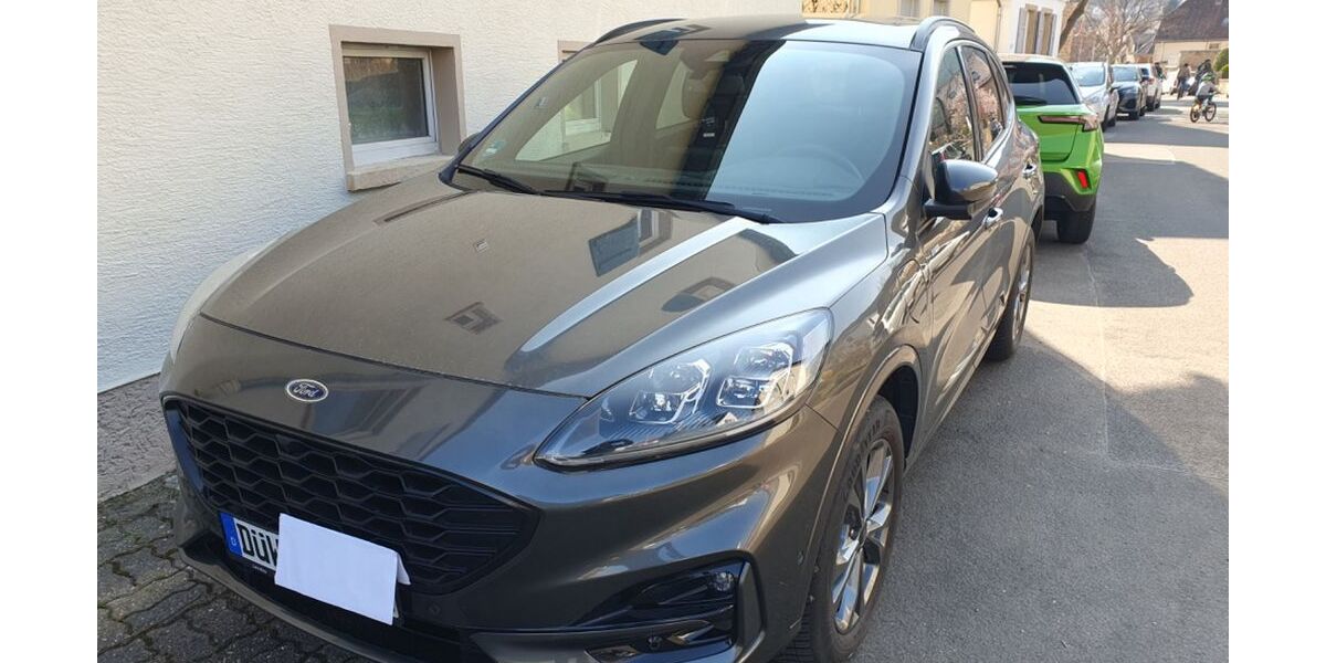 Ford Kuga 36.000 km 28.900 &euro; Neustadt 67435