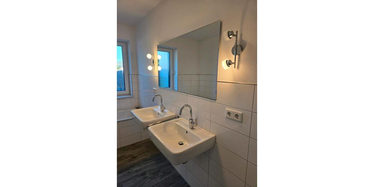 Etagenwohnung Apen - 3 Zimmer, 85 m&sup2;, 1.050&euro; | Angebot:26516008