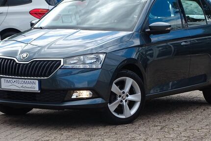 Skoda Fabia 73.300 km 9.980 &euro; Bremen 28757