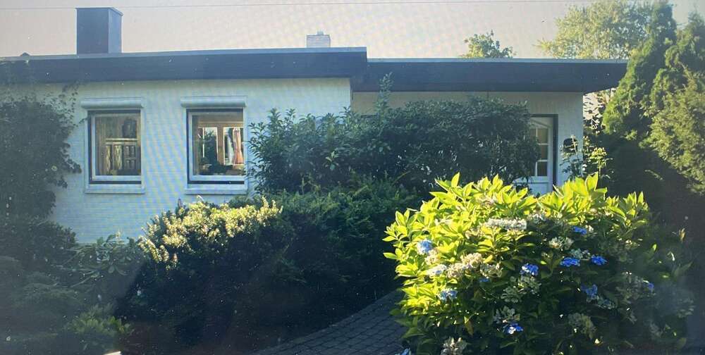 Haus zum Mieten in Schenefeld 1.990 € 140 m²