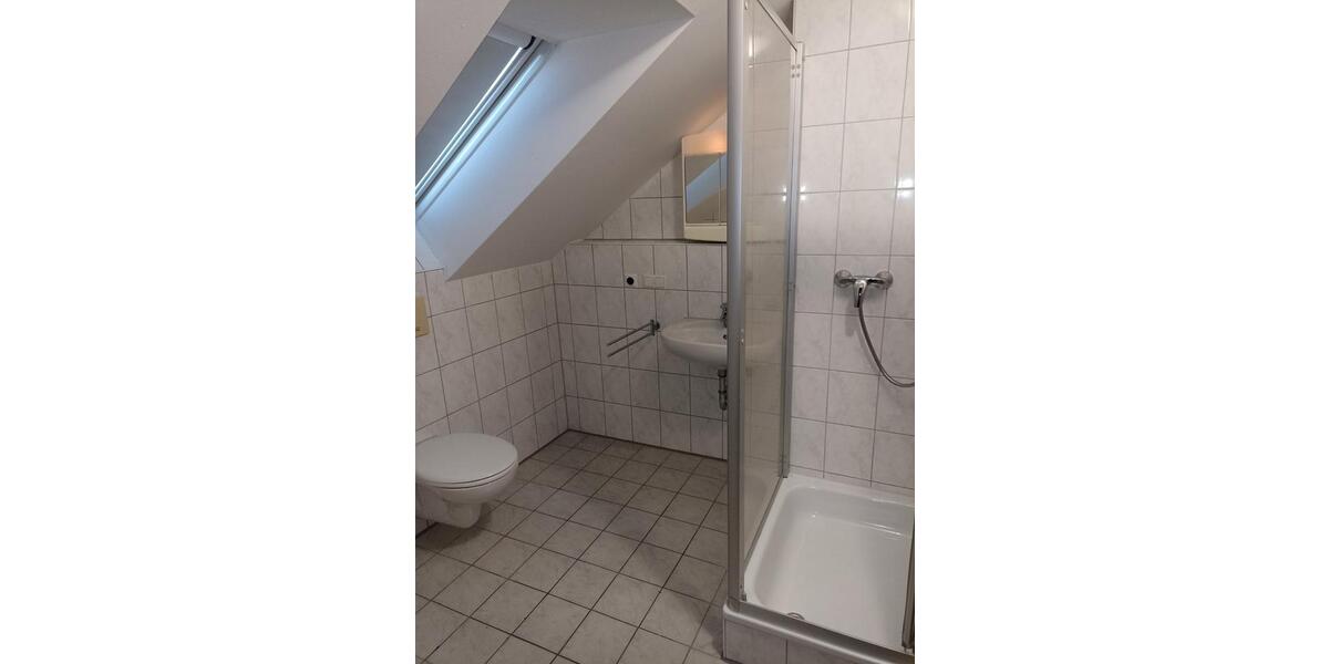 Doppelhaushälfte Vilseck - 9 Zimmer, 138 m&sup2;, 280.000&euro; | Angebot:27110725