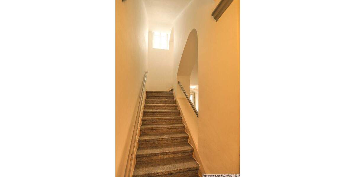 Etagenwohnung Pulsnitz - 2 Zimmer, 71 m&sup2;, 87.000&euro; | Angebot:25939518