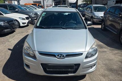 Hyundai i30 172.000 km 2.900 &euro; Saarbrücken 66115